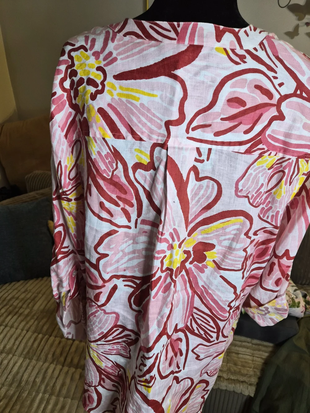 100% Linen...Pink Floral Tunic Top with Yellow Accents - Picture 5 of 6